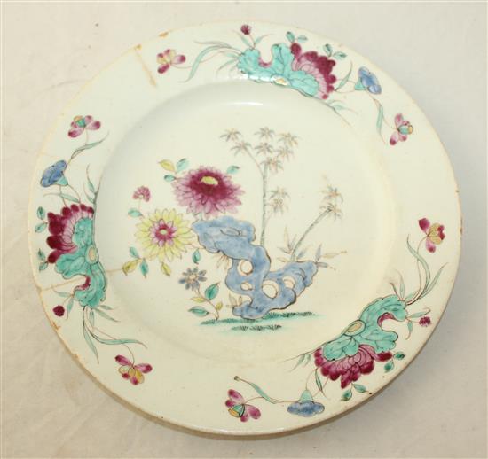 Two Bow porcelain polychrome plates, c.1754, 21cm and 23cm, circular plate cracked, octagonal plate with slight chips